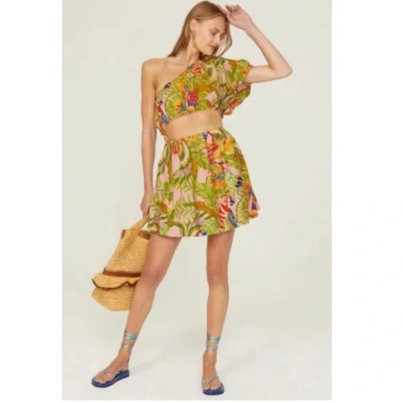 New! Farm rio medium mackaw leaves one shoulder mini dress with pockets.